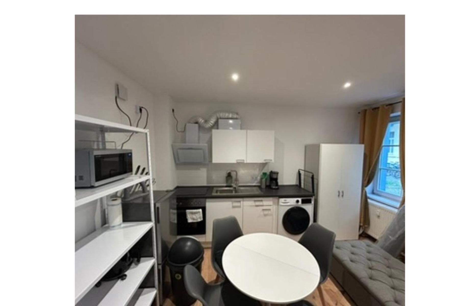 Living 21, Monteur- Und Ferienwohnung, 2 Personen, Zur Langfristigen Anmietung * Leipzig